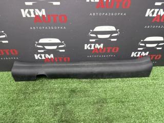 Накладка порога салона передняя левая Kia Ceed 2 2013 Б/У Накладка порога салона передняя левая Kia Ceed 2 2013