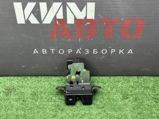 Замок крышки багажника Hyundai SantaFe 3 2013