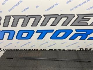 Уплотнитель стекла двери BMW 320iX