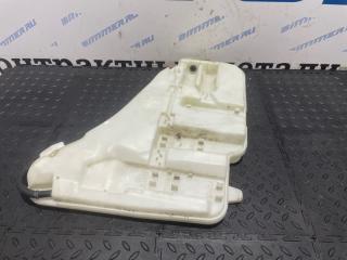 Бачок стеклоомывателя BMW 550iX F10 N63B44A Бачок стеклоомывателя BMW 550iX F10 N63B44A