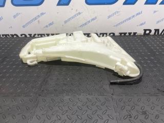 Бачок стеклоомывателя 550iX F10 N63B44A Бачок стеклоомывателя 550iX F10 N63B44A