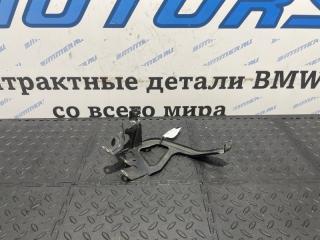 Кронштейн крыла передний левый BMW 550iX
