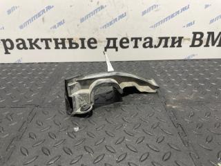 Уплотнитель капота правый BMW 550iX