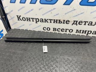 Уплотнитель стекла двери передний левый BMW 320iX