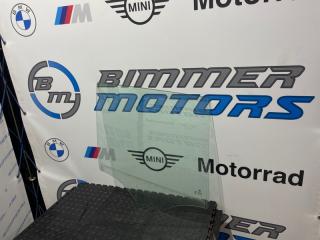 Стекло двери заднее правое BMW