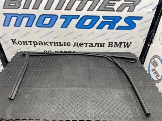 Уплотнитель стекла двери передний правый BMW