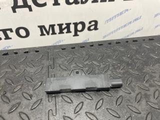 Антенна бесключевого доступа 550iX F10 N63B44A Антенна бесключевого доступа 550iX F10 N63B44A