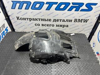 Подкрылок левый BMW 550iX