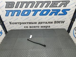 Уплотнитель капота правый BMW 330Ci