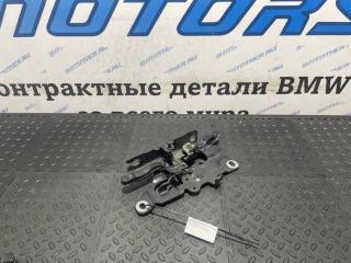 Петля капота правая BMW 550iX