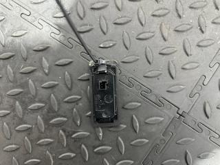 Подсветка номера BMW Х5 Е70 N55B30A Подсветка номера BMW Х5 Е70 N55B30A