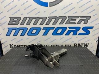 Кронштейн фары левый BMW