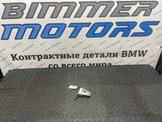 Кронштейн крыла правый BMW 750Li 2013