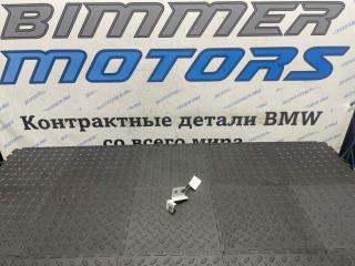 Кронштейн крыла левый BMW 750Li 2013