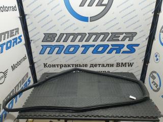 Уплотнитель двери задний левый BMW 535i