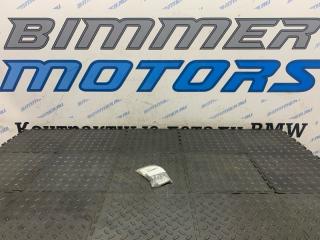Запчасть болт крышки подшипника BMW 5