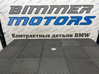 Фото запчасти болт стеклоподъемника BMW 535i контрактная запчасть Запчасть болт стеклоподъемника BMW 535i