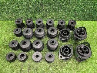 Запчасть подушка кузова TOYOTA 4RUNNER 1999-2002