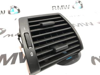 Запчасть дефлектор воздуховода правый BMW X5 2005