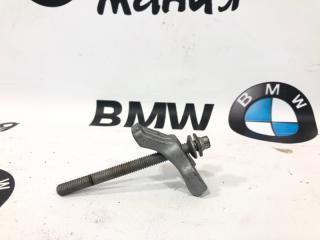 Запчасть скоба крепления форсунки BMW X3 2010