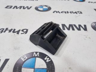 Кронштейн радиатора BMW X5 2005