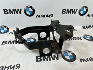 Кронштейн расширительного бачка BMW X5 2005