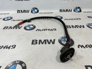 Плюсовая клемма аккумулятора BMW X5 2005