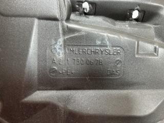 Шумоизоляция двери задняя правая E 2008 W211 ОМ 646 Шумоизоляция двери задняя правая E 2008 W211 ОМ 646