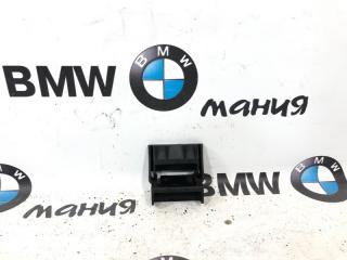 Кронштейн радиатора BMW X5 2005