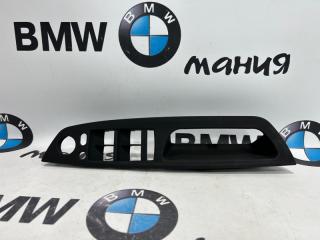 Накладка внутренней ручки двери передняя левая BMW X5 2009