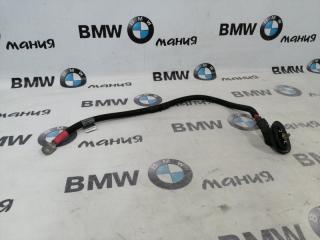 Плюсовая клемма аккумулятора BMW X5 2005