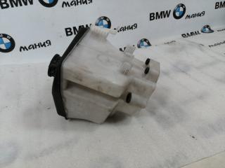 Бачок омывателя X5 2005 E53 M57D30 Бачок омывателя X5 2005 E53 M57D30