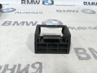 Кронштейн радиатора BMW X5 2012