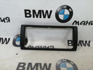 Рамка монитора BMW X5 2005