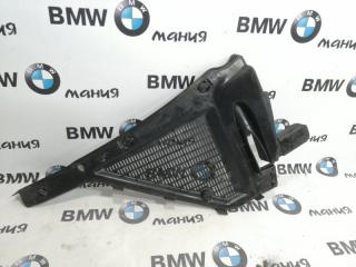 Корпус воздушного фильтра правый BMW X5 2010