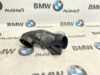 Патрубок чистого воздуха BMW X5 2010