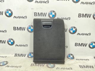 Обшивка багажника правая BMW X5 2006