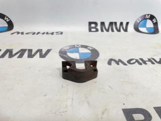 Скоба крепления форсунки BMW X6 2008