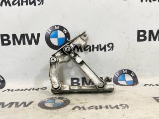 Петля капота левая Mercedes E 2007