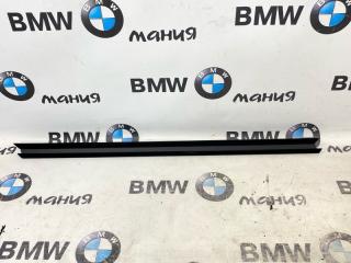 Уплотнитель стекла двери передний левый BMW X5 2014