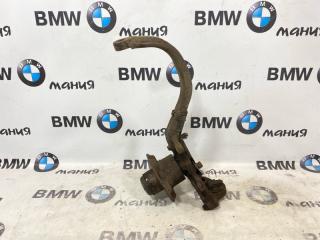 Поворотный кулак левый передний левый Mercedes E 2007