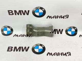 Кронштейн крепления правый BMW X5 2011 контрактная Кронштейн крепления правый BMW X5 2011
