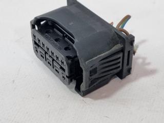Контактный разъем штекер фишка bmw E F G серии X3 2013 F25 N47D20 Контактный разъем штекер фишка bmw E F G серии X3 2013 F25 N47D20