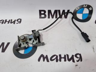 Замок капота X5 2011 E70 N55B30 Замок капота X5 2011 E70 N55B30
