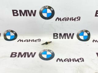 Шпильки крепления форсунок bmw BMW X5 2005