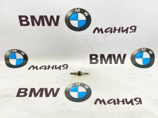Шпильки крепления форсунок bmw BMW X5 2005