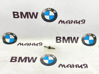 Шпильки крепления форсунок bmw BMW X5 2005