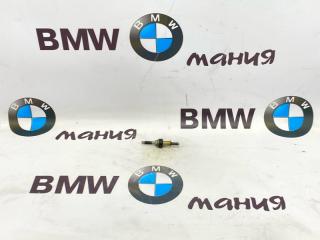 Шпильки крепления форсунок bmw BMW X5 2005