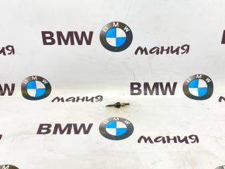 Шпильки крепления форсунок bmw BMW X5 2005