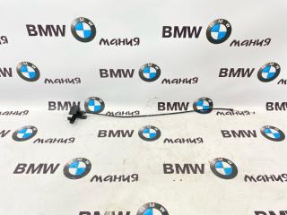 Крюк замка капота BMW X5 2011 контрактная Крюк замка капота BMW X5 2011